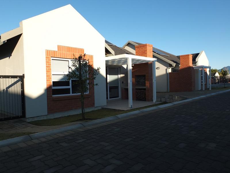 2 Bedroom Property for Sale in George Central Western Cape